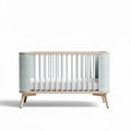 Culla in legno naturale con finitura verde e materasso 120 x 60 x 90cm